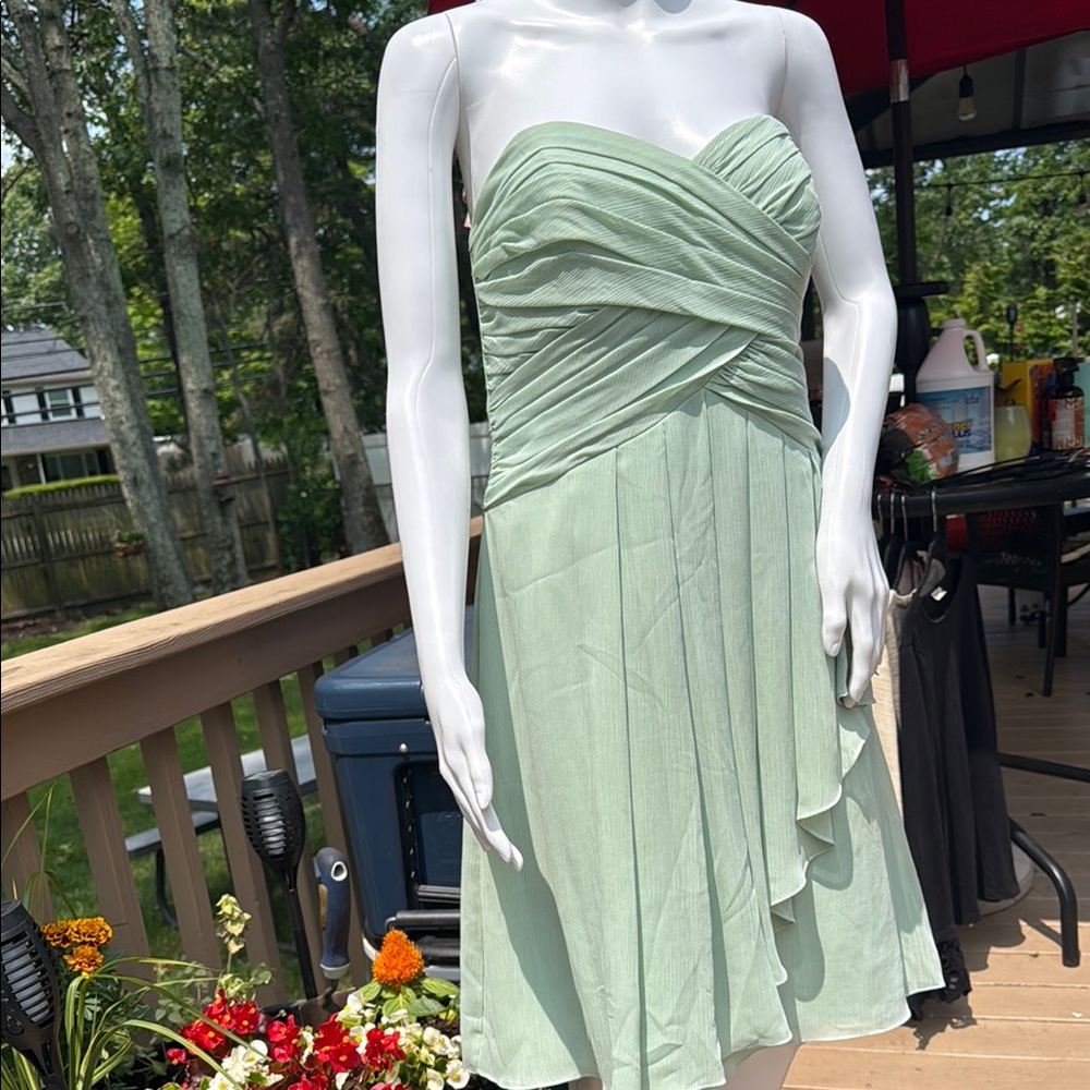David's Bridal Green Strapless  Cocktail Dress